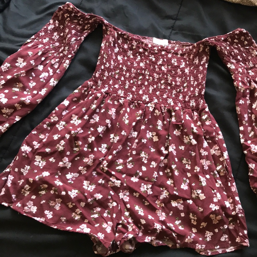 Off the shoulder floral romper - Picture 1 of 2
